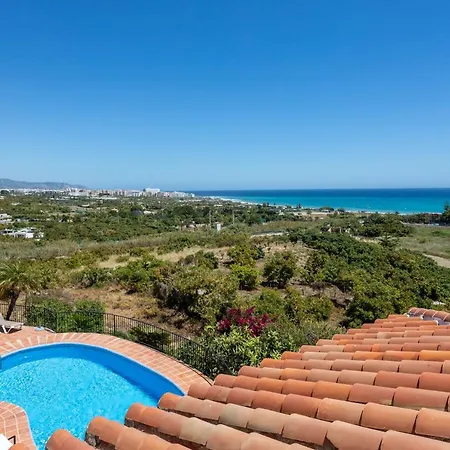 Artemisia Villa