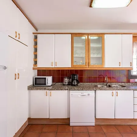 Artemisia Villa Nerja