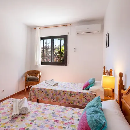 Artemisia Villa *